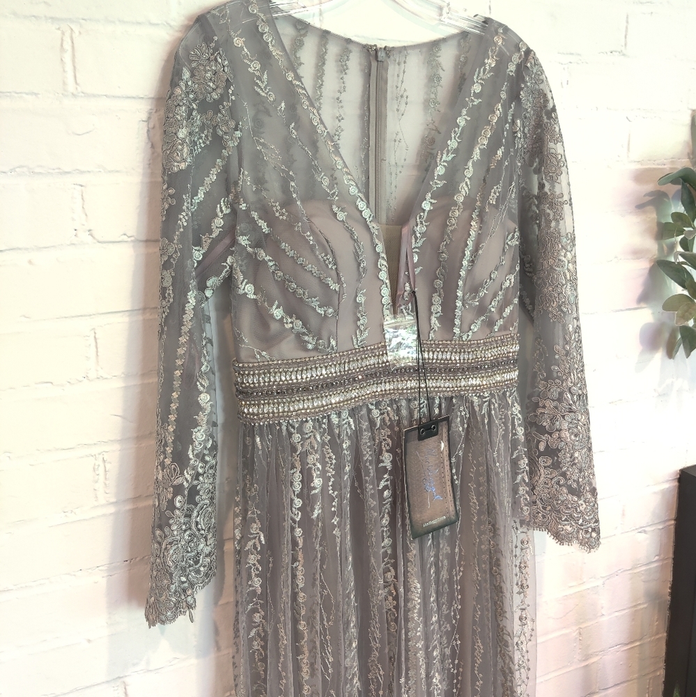MAC DUGGAL Floral Embroidered Long Sleeve Gown - Picture 8 of 10